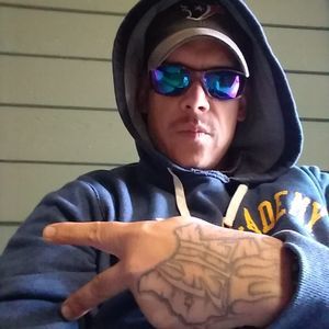 Meet your Posher, Troy